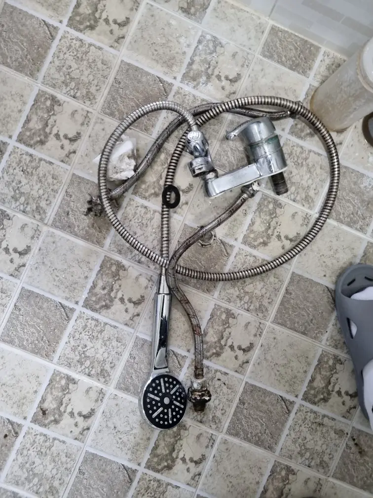 사워겸용 수전교체 4